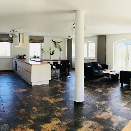 Holiday Home Haus Liz - 5 Star